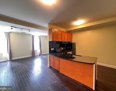 443 Fairmount Avenue - Photo Thumbnail 15
