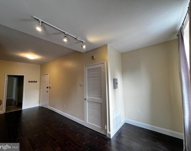 443 Fairmount Avenue - Photo Thumbnail 8