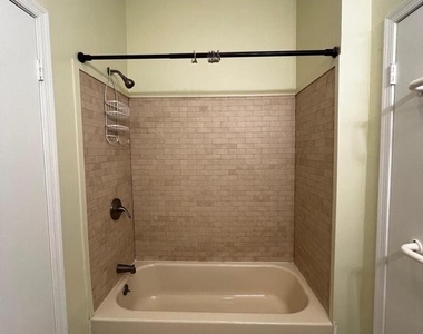 443 Fairmount Avenue - Photo Thumbnail 9