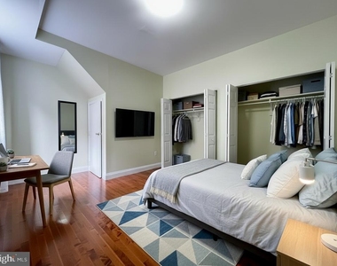 443 Fairmount Avenue - Photo Thumbnail 2