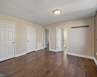 443 Fairmount Avenue - Photo Thumbnail 9