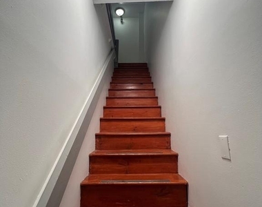 443 Fairmount Avenue - Photo Thumbnail 17