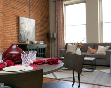 519 W Pratt Street - Photo Thumbnail 35