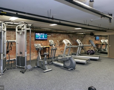 519 W Pratt Street - Photo Thumbnail 17