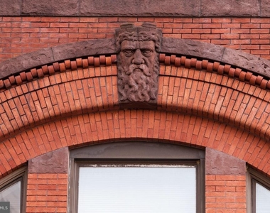 519 W Pratt Street - Photo Thumbnail 5