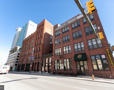 519 W Pratt Street - Photo Thumbnail 1