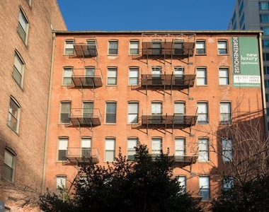 519 W Pratt Street - Photo Thumbnail 4