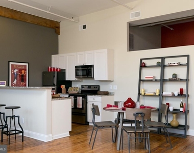 519 W Pratt Street - Photo Thumbnail 38