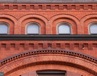 519 W Pratt Street - Photo Thumbnail 7