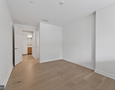 1332 8th Street Nw - Photo Thumbnail 12