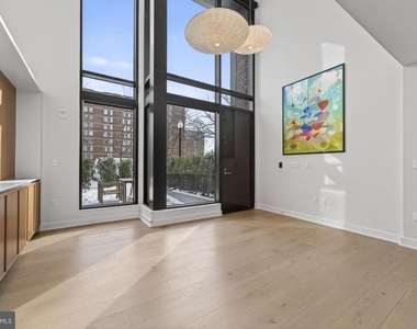 1332 8th Street Nw - Photo Thumbnail 4