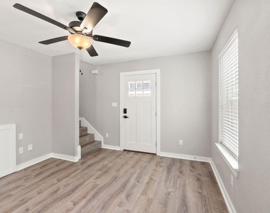 20 Tate Ln - Photo Thumbnail 2