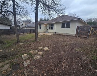 103 Hummingbird Ct - Photo Thumbnail 19