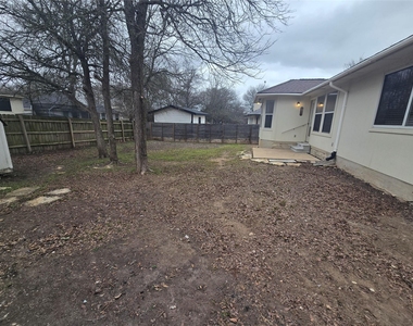 103 Hummingbird Ct - Photo Thumbnail 21