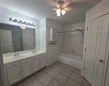 103 Hummingbird Ct - Photo Thumbnail 12