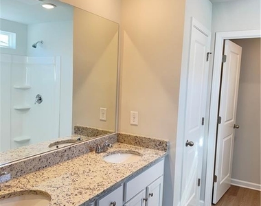 11071 Suria Drive Se - Photo Thumbnail 10