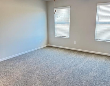 11071 Suria Drive Se - Photo Thumbnail 9