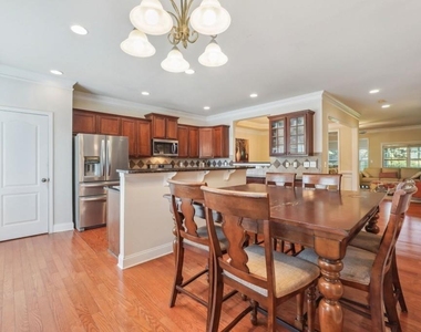3808 Fairhill Point - Photo Thumbnail 7