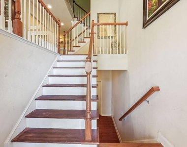 3808 Fairhill Point - Photo Thumbnail 3