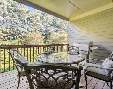3808 Fairhill Point - Photo Thumbnail 35