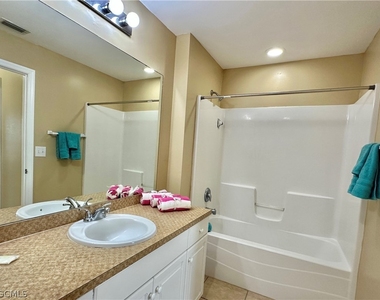 2015 Xelda Avenue N - Photo Thumbnail 19
