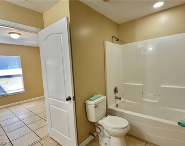 2015 Xelda Avenue N - Photo Thumbnail 32