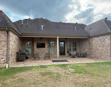 6470 Claybourn Drive Drive - Photo Thumbnail 22
