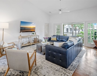 433 2nd Street S - Photo Thumbnail 5