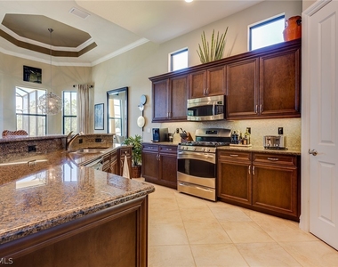 6215 Brunello Lane - Photo Thumbnail 7