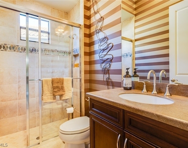 6215 Brunello Lane - Photo Thumbnail 21
