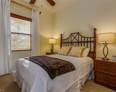 6215 Brunello Lane - Photo Thumbnail 15