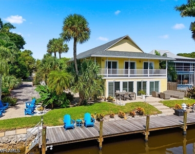 1360 Chesapeake Avenue - Photo Thumbnail 36