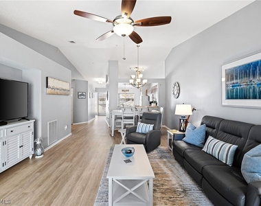 9022 Michael Circle - Photo Thumbnail 6