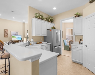 6753 Bent Grass Drive - Photo Thumbnail 9