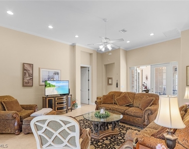 6753 Bent Grass Drive - Photo Thumbnail 10