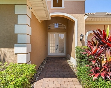 6753 Bent Grass Drive - Photo Thumbnail 3