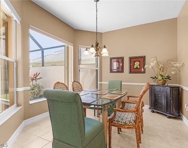 6753 Bent Grass Drive - Photo Thumbnail 12