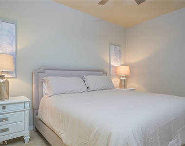 10317 Heritage Bay Boulevard - Photo Thumbnail 6