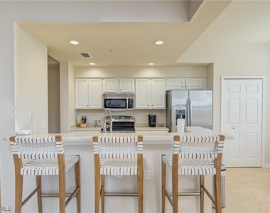 10317 Heritage Bay Boulevard - Photo Thumbnail 1