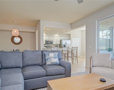 10317 Heritage Bay Boulevard - Photo Thumbnail 5