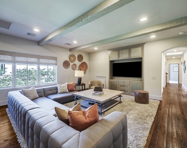 5610 Lynbrook Drive - Photo Thumbnail 30