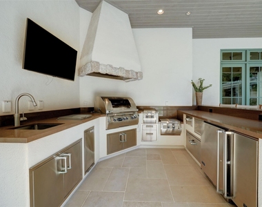 5610 Lynbrook Drive - Photo Thumbnail 43