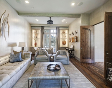 5610 Lynbrook Drive - Photo Thumbnail 20