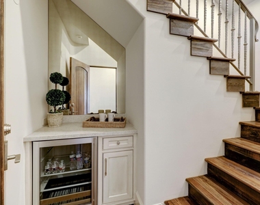 5610 Lynbrook Drive - Photo Thumbnail 37
