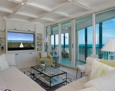 4651 Gulf Shore Boulevard N - Photo Thumbnail 5
