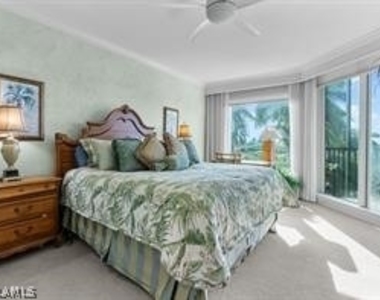 1060 Borghese Lane - Photo Thumbnail 6
