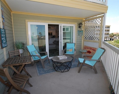 6300 Seawall Boulevard - Photo Thumbnail 14