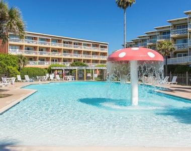 6300 Seawall Boulevard - Photo Thumbnail 15