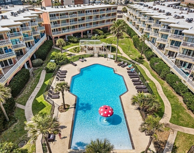 6300 Seawall Boulevard - Photo Thumbnail 17
