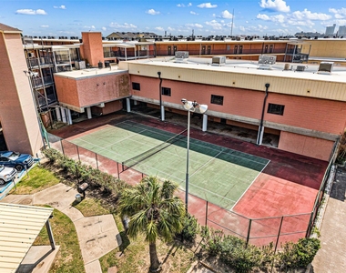 6300 Seawall Boulevard - Photo Thumbnail 21